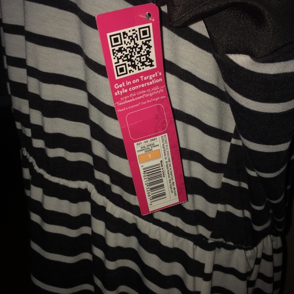 Xhilaration Dress - Picture 5 of 5